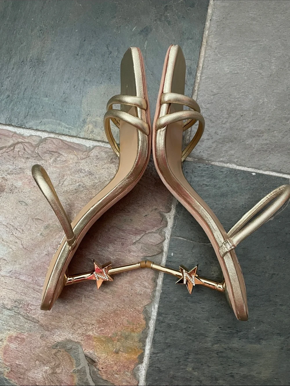 ZIGI Strappy Stiletto Sandal Gold Leather Star Heel Sz 11
